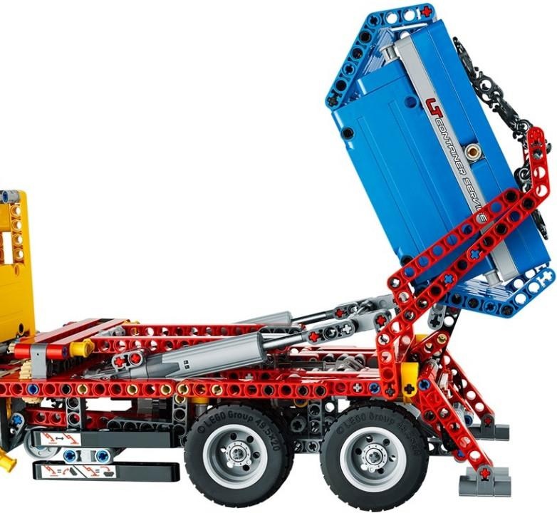 Конструктор LEGO Technic Контейнеровоз 42024 фото 5